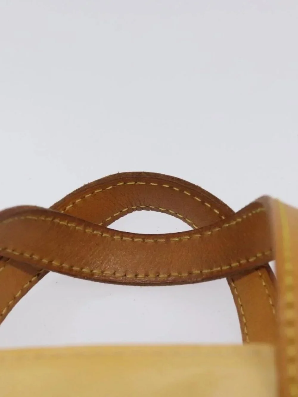 LOUIS VUITTON Monogram Vernis Reade PM Bag Marshmallow Pink M91306 Auth 116202 - Picture 9 of 16